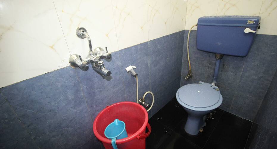 Real Rest House, Mumbai 5